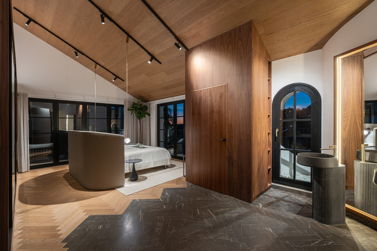 Property main view 48