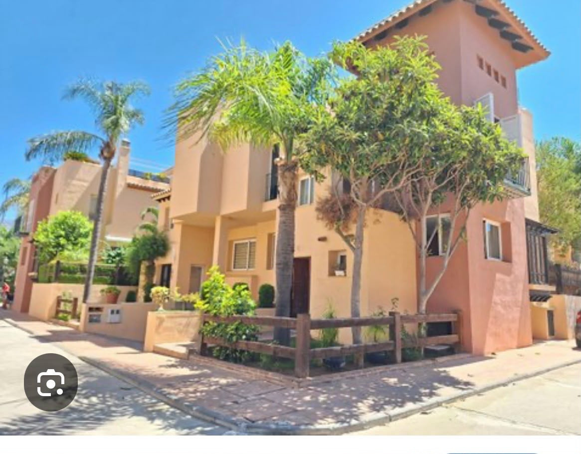 Huis te koop in Nueva Andalucía | 3 slaapkamers H5346052