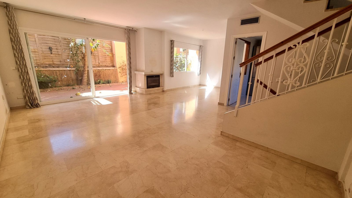 Huis te koop in Nueva Andalucía | 3 slaapkamers H5346454
