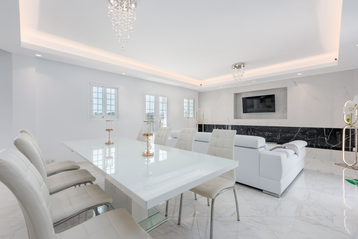 Huis te koop in Nueva Andalucía | 3 slaapkamers H5347531