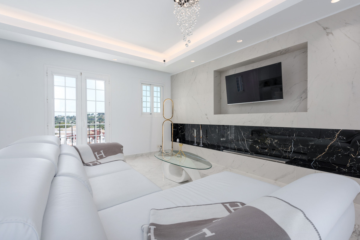 Huis te koop in Nueva Andalucía | 3 slaapkamers H5347531