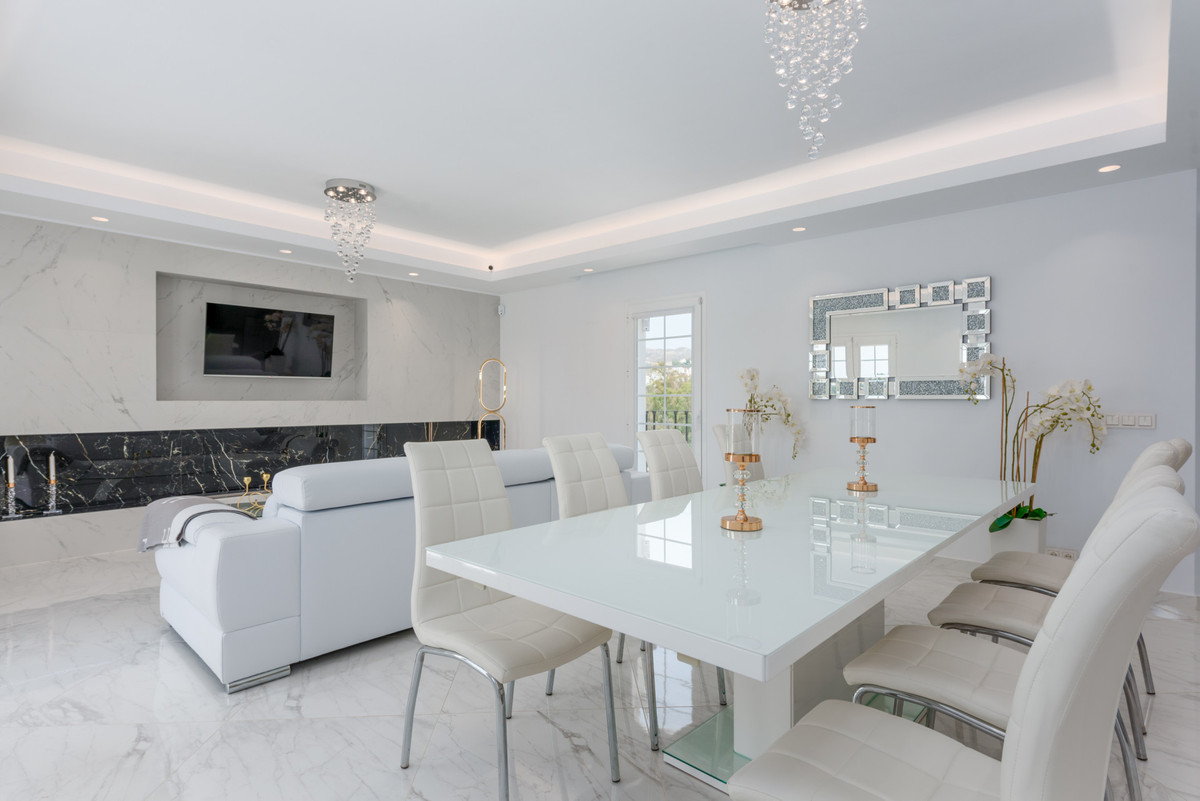 Huis te koop in Nueva Andalucía | 3 slaapkamers H5347531