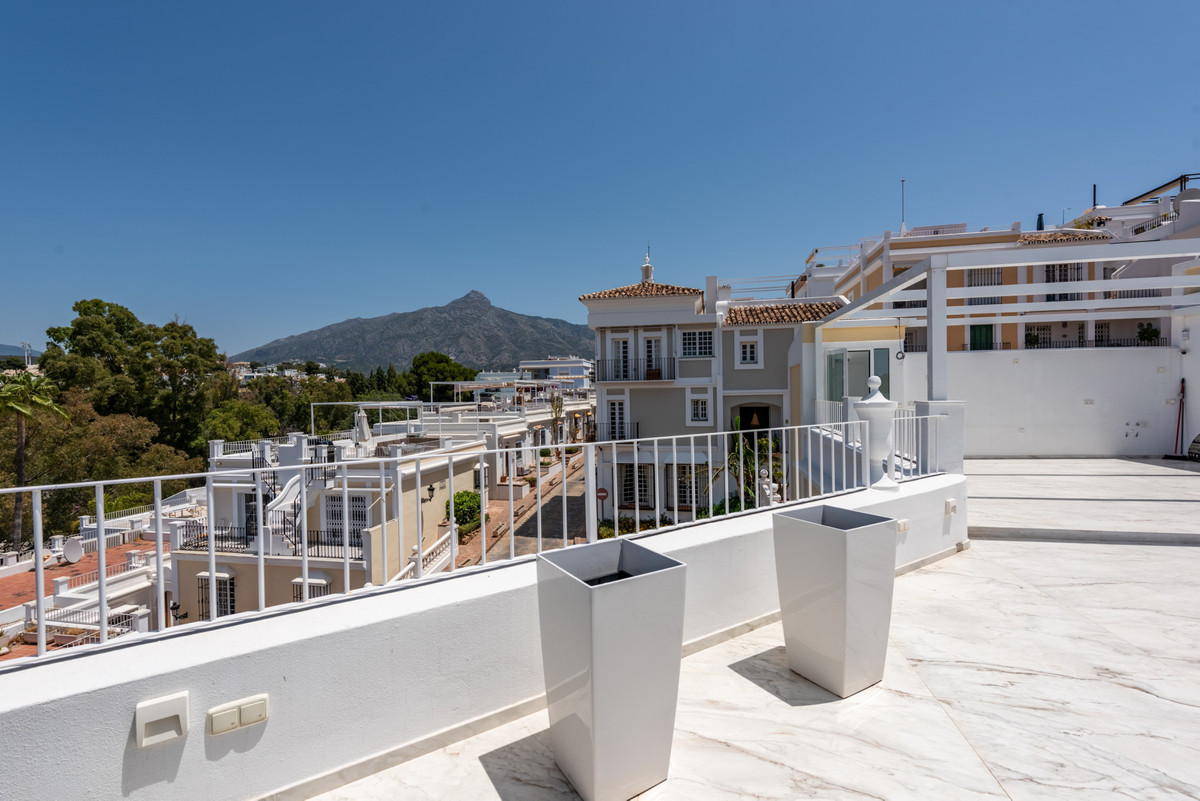 Huis te koop in Nueva Andalucía | 3 slaapkamers H5347531