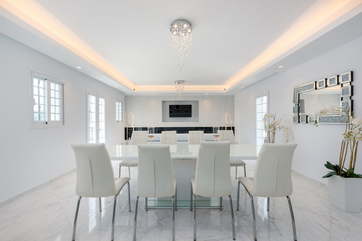 Huis te koop in Nueva Andalucía | 3 slaapkamers H5347531