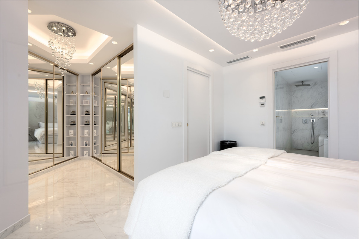 Huis te koop in Nueva Andalucía | 3 slaapkamers H5347531