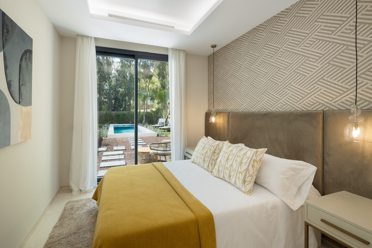 Huis te koop in Nueva Andalucía | 5 slaapkamers H5347570