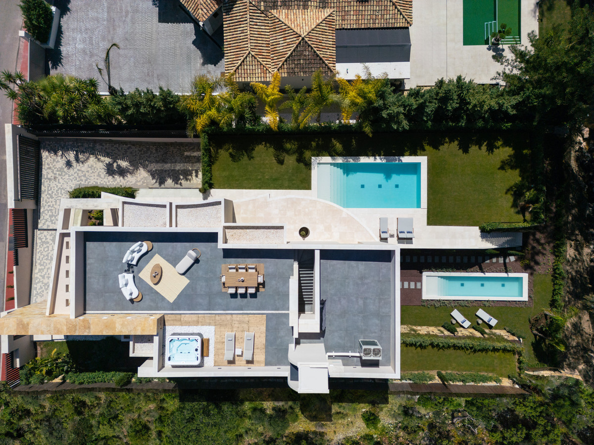 Huis te koop in Nueva Andalucía | 5 slaapkamers H5347570