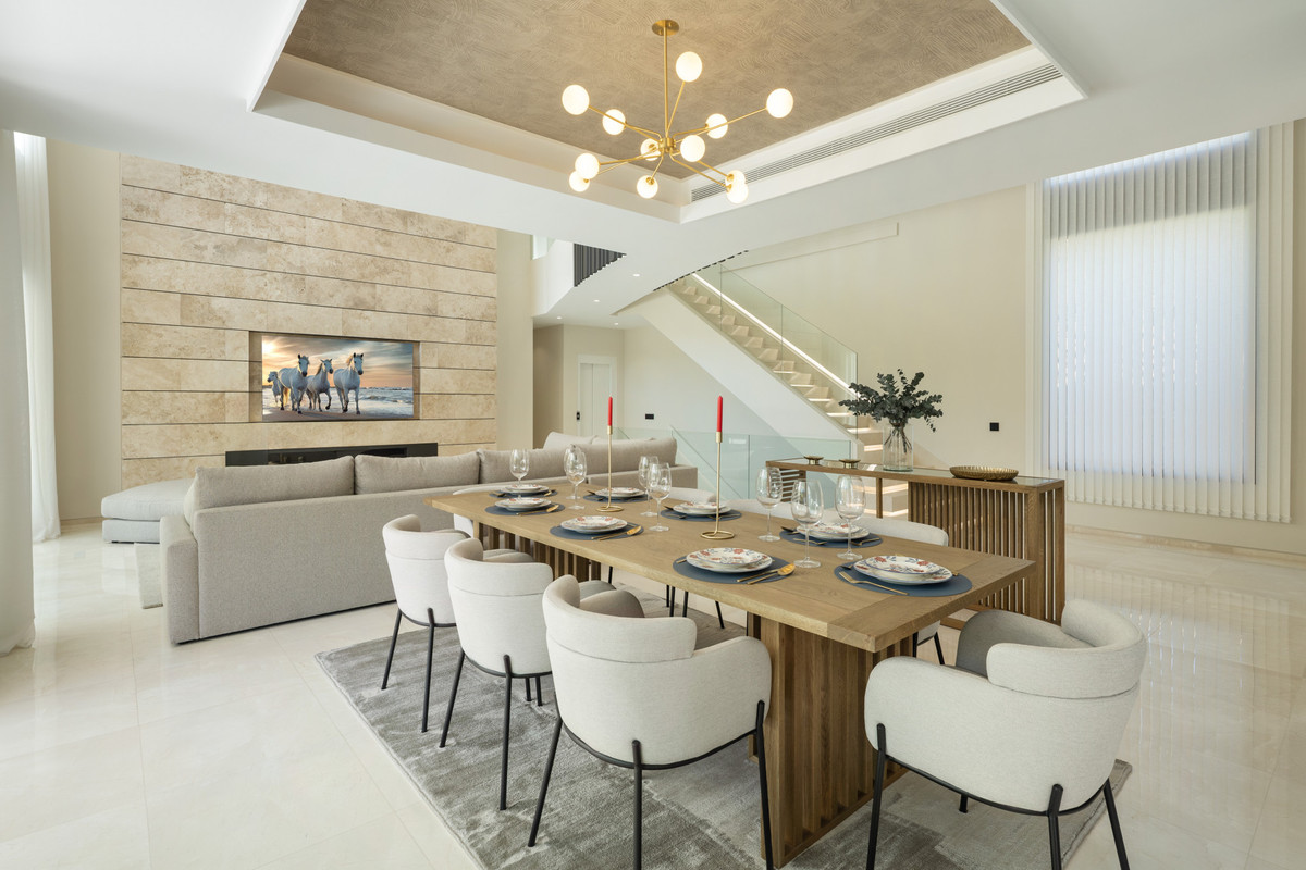 Huis te koop in Nueva Andalucía | 5 slaapkamers H5347570