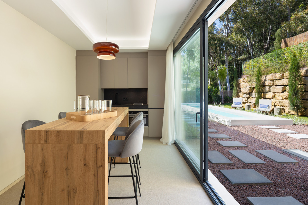 Huis te koop in Nueva Andalucía | 5 slaapkamers H5347570