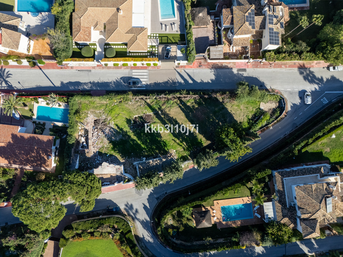 Huis te koop in Nueva Andalucía | 6 slaapkamers H5348236