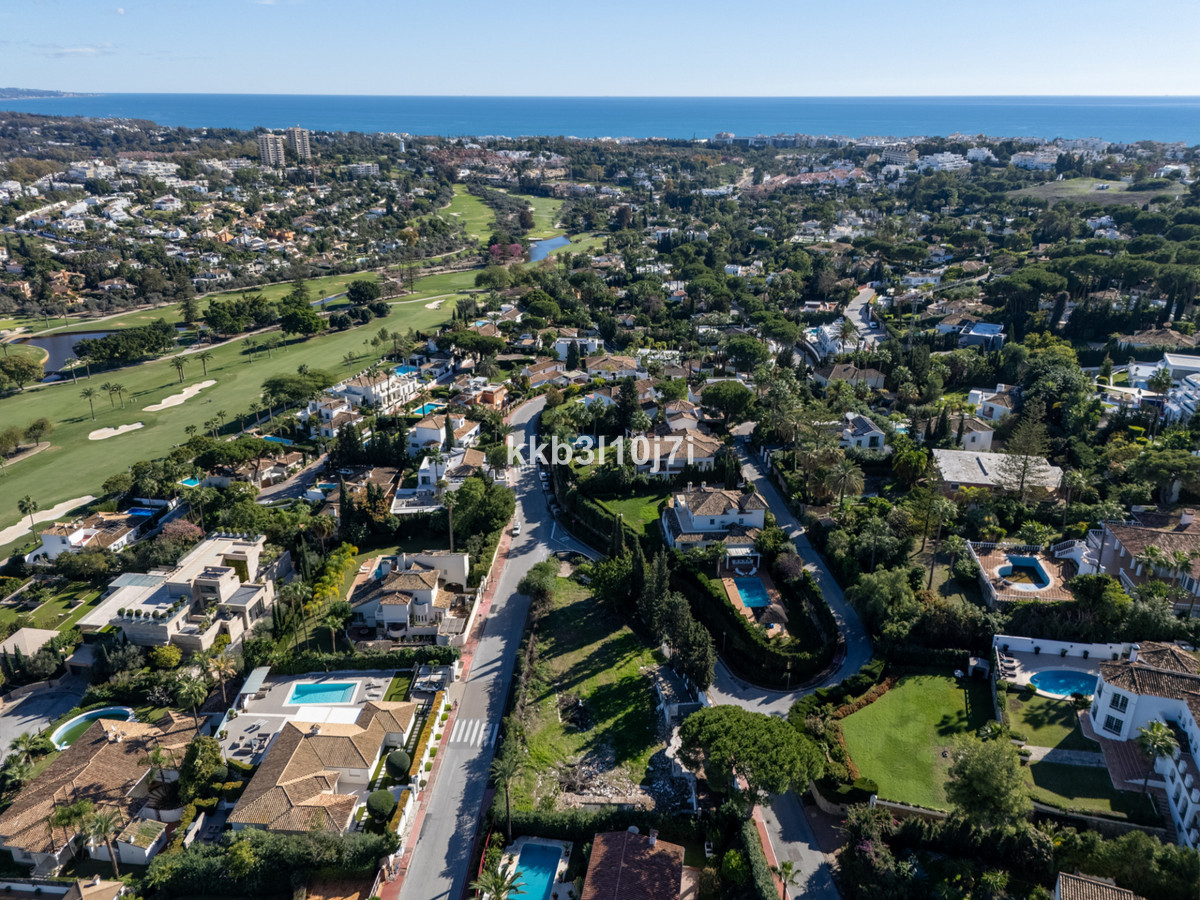 Huis te koop in Nueva Andalucía | 6 slaapkamers H5348236