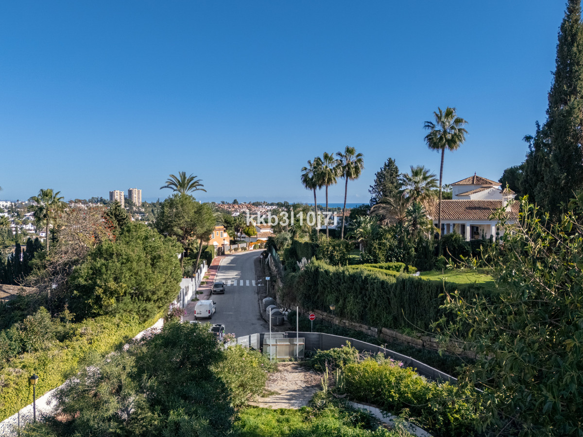 Huis te koop in Nueva Andalucía | 6 slaapkamers H5348236