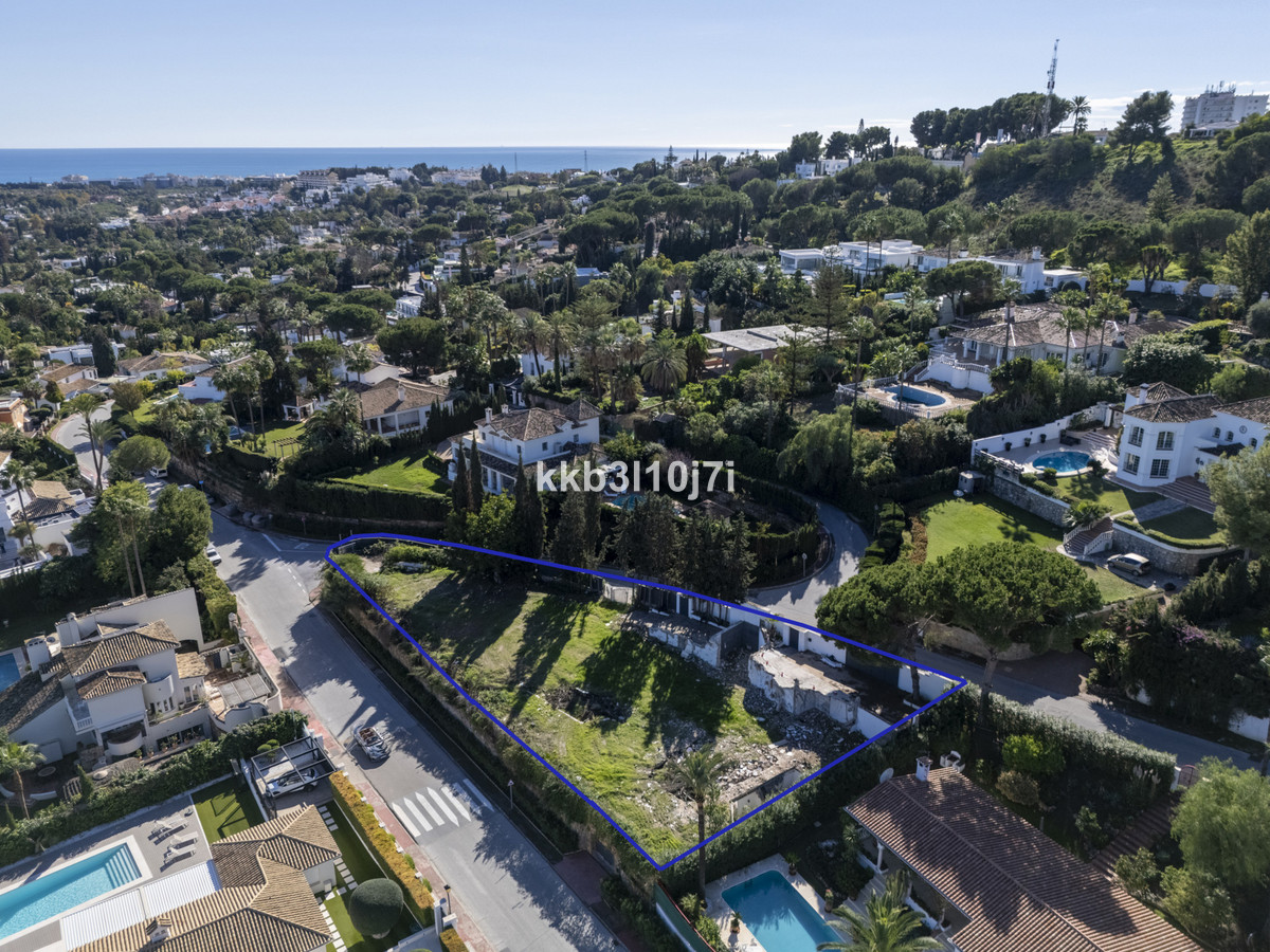 Huis te koop in Nueva Andalucía | 6 slaapkamers H5348236