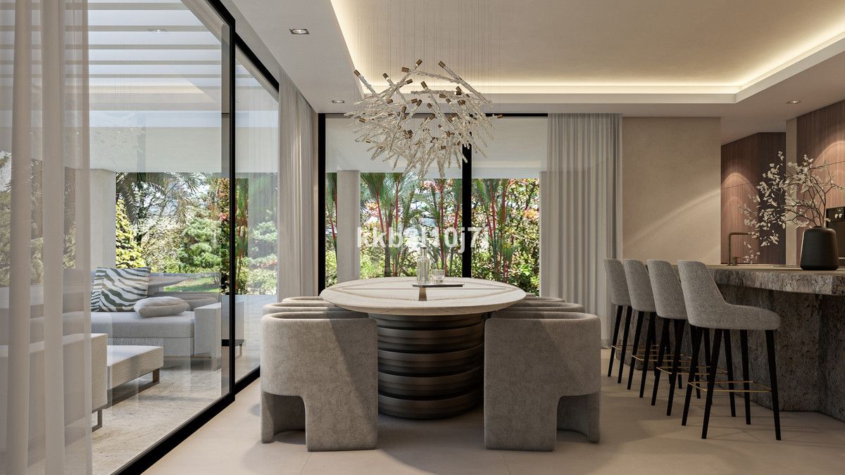 Huis te koop in Nueva Andalucía | 6 slaapkamers H5348236