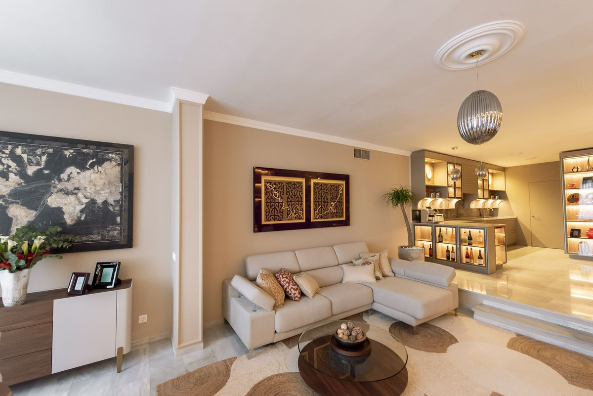 Huis te koop in Nueva Andalucía | 3 slaapkamers H5348839