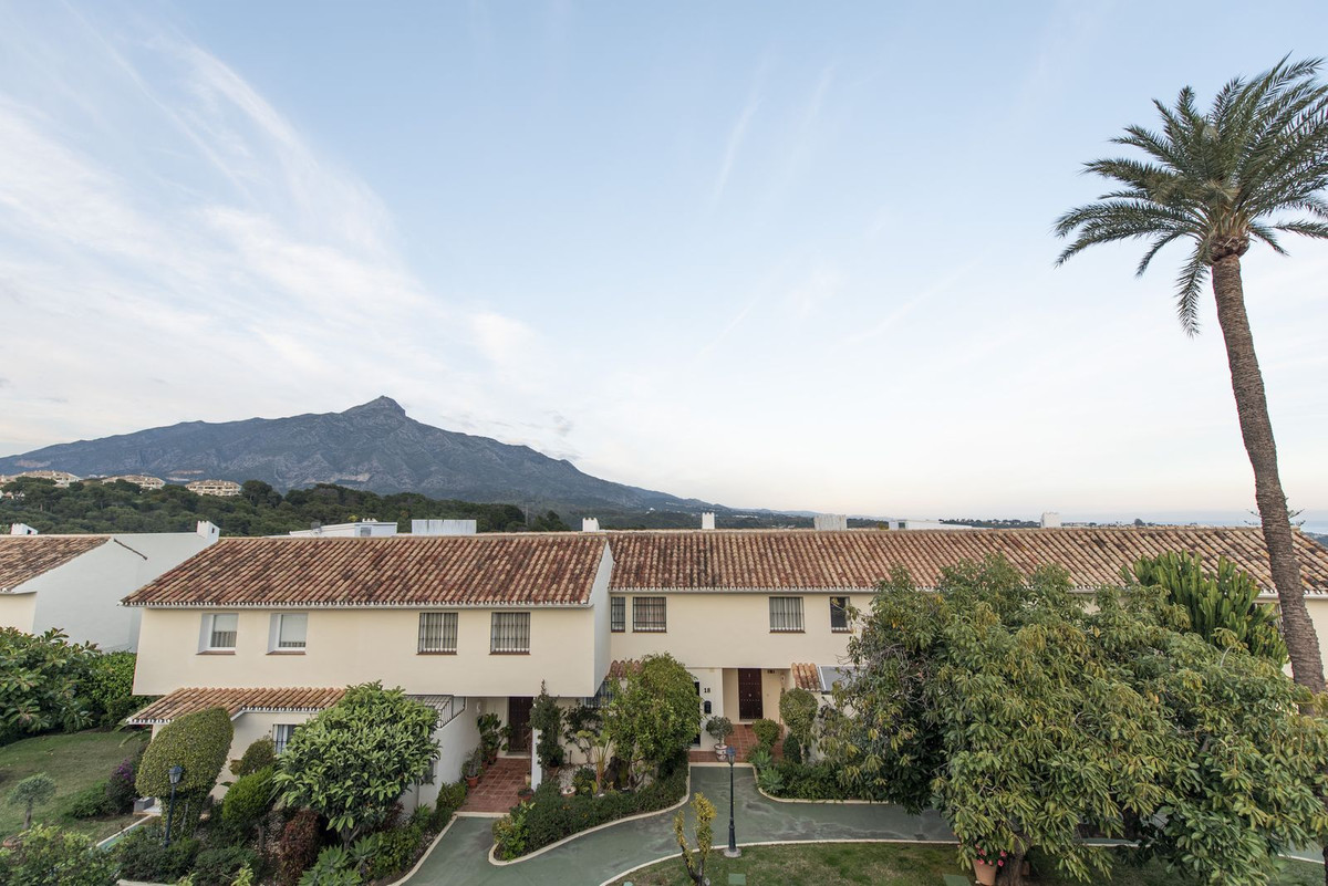 Huis te koop in Nueva Andalucía | 3 slaapkamers H5348839