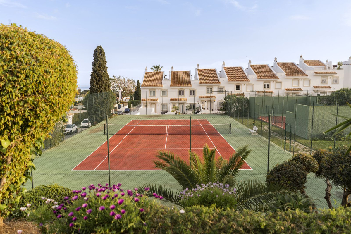 Huis te koop in Nueva Andalucía | 3 slaapkamers H5348839