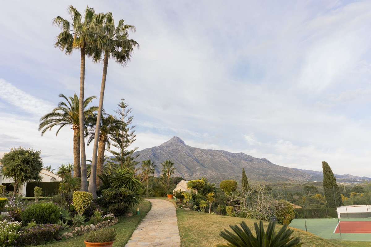 Huis te koop in Nueva Andalucía | 3 slaapkamers H5348839