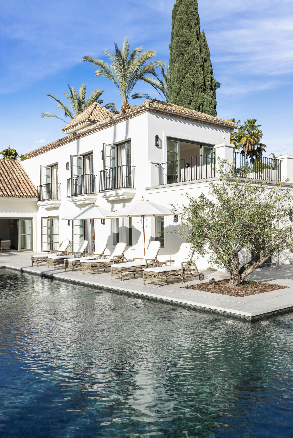 Huis te koop in Nueva Andalucía | 5 slaapkamers H5352754