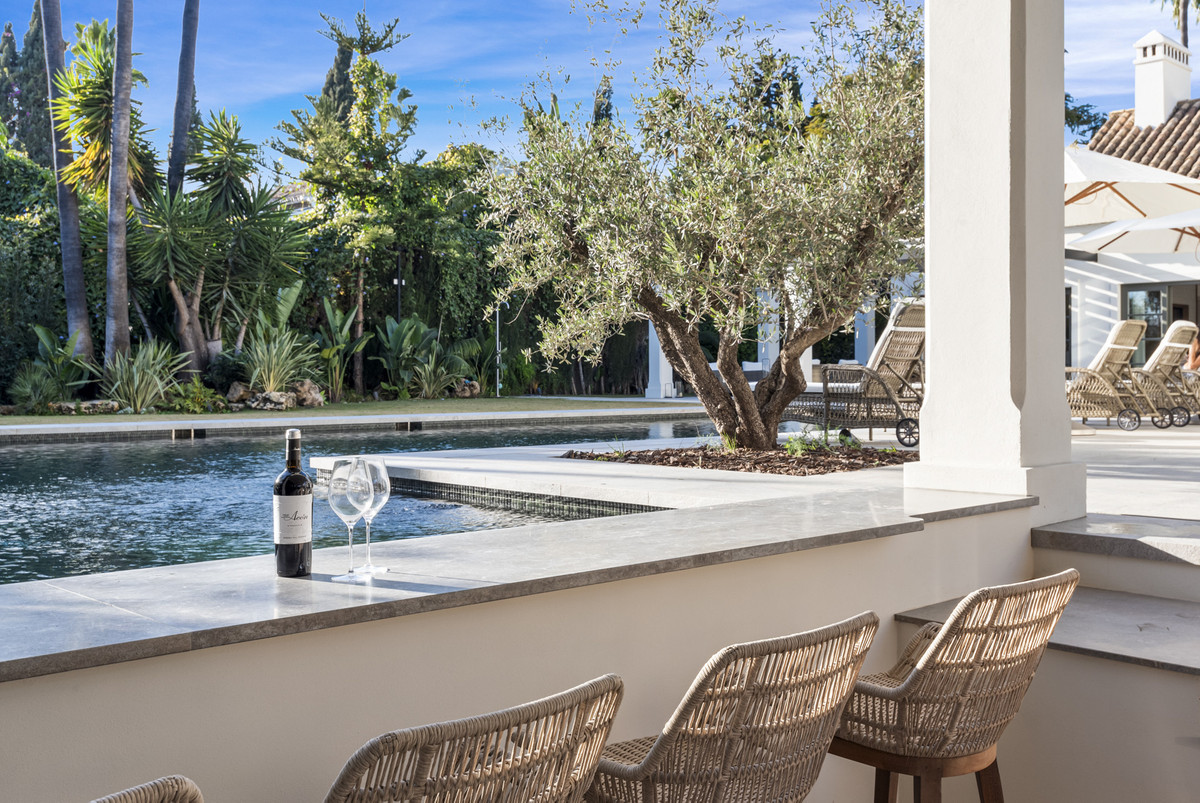 Huis te koop in Nueva Andalucía | 5 slaapkamers H5352754