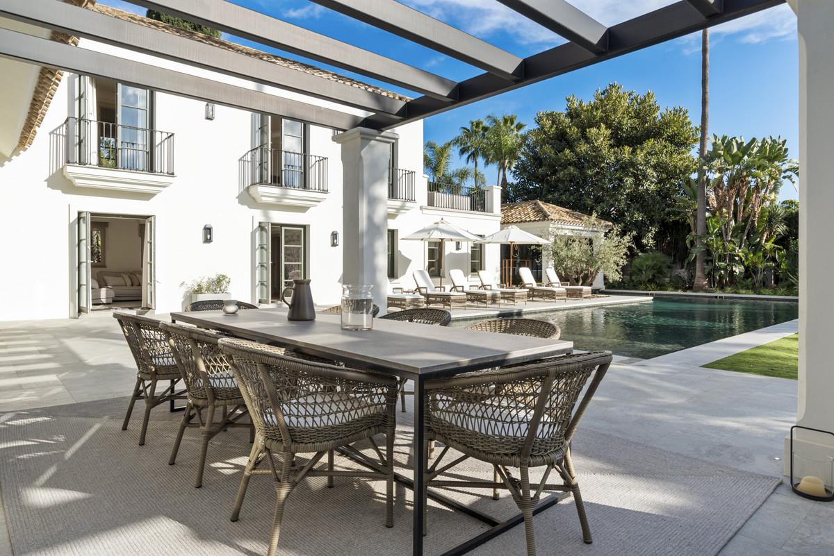 Huis te koop in Nueva Andalucía | 5 slaapkamers H5352754