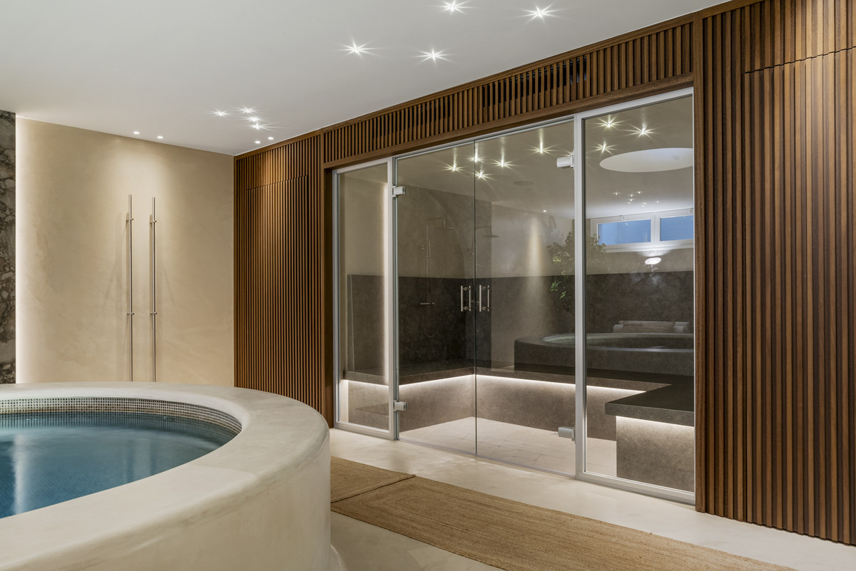 Huis te koop in Nueva Andalucía | 5 slaapkamers H5352754