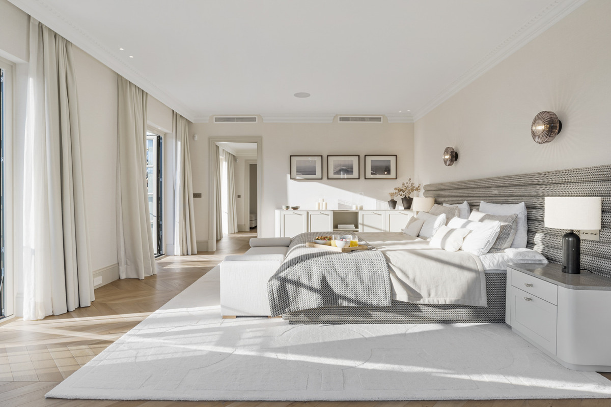 Huis te koop in Nueva Andalucía | 5 slaapkamers H5352754