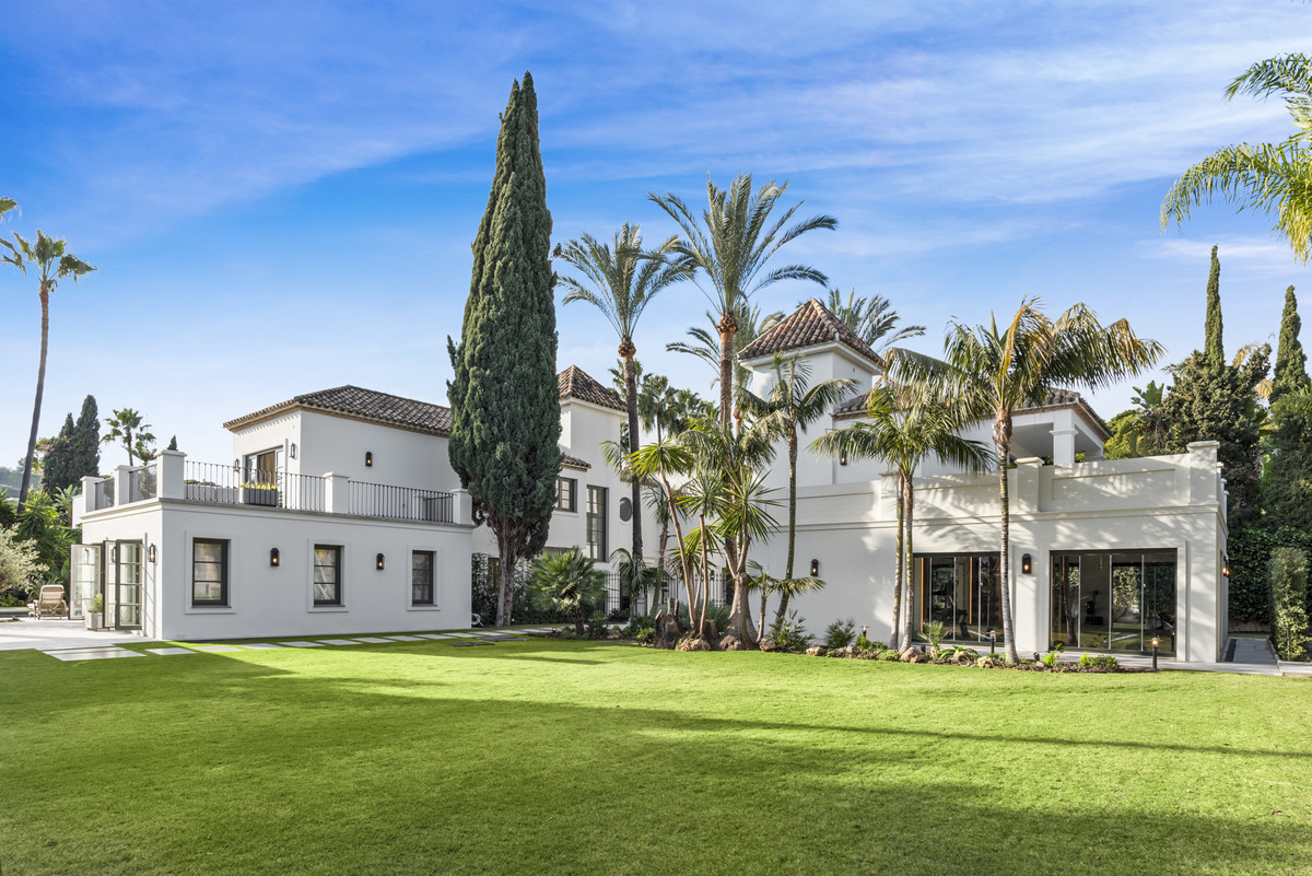 Huis te koop in Nueva Andalucía | 5 slaapkamers H5352754
