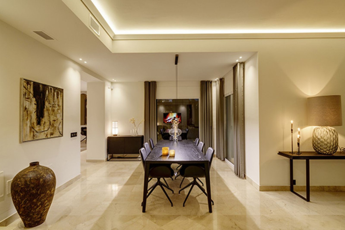 Huis te koop in Nueva Andalucía | 5 slaapkamers H5353702