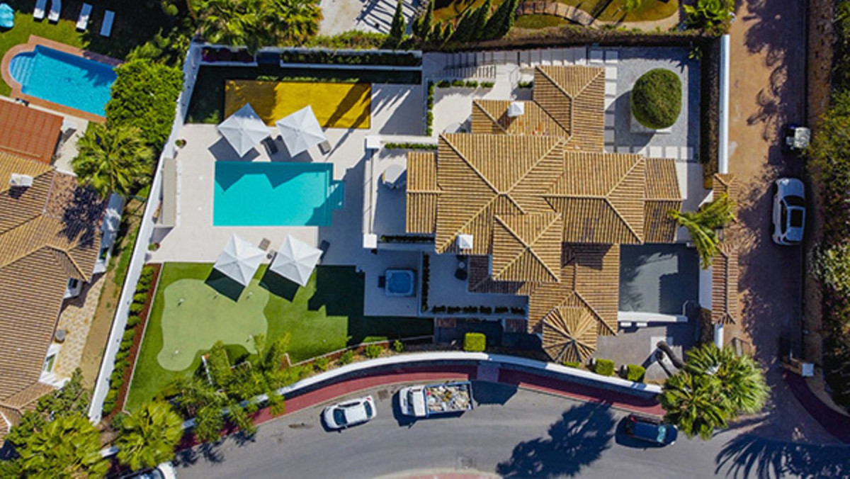 Huis te koop in Nueva Andalucía | 5 slaapkamers H5353702