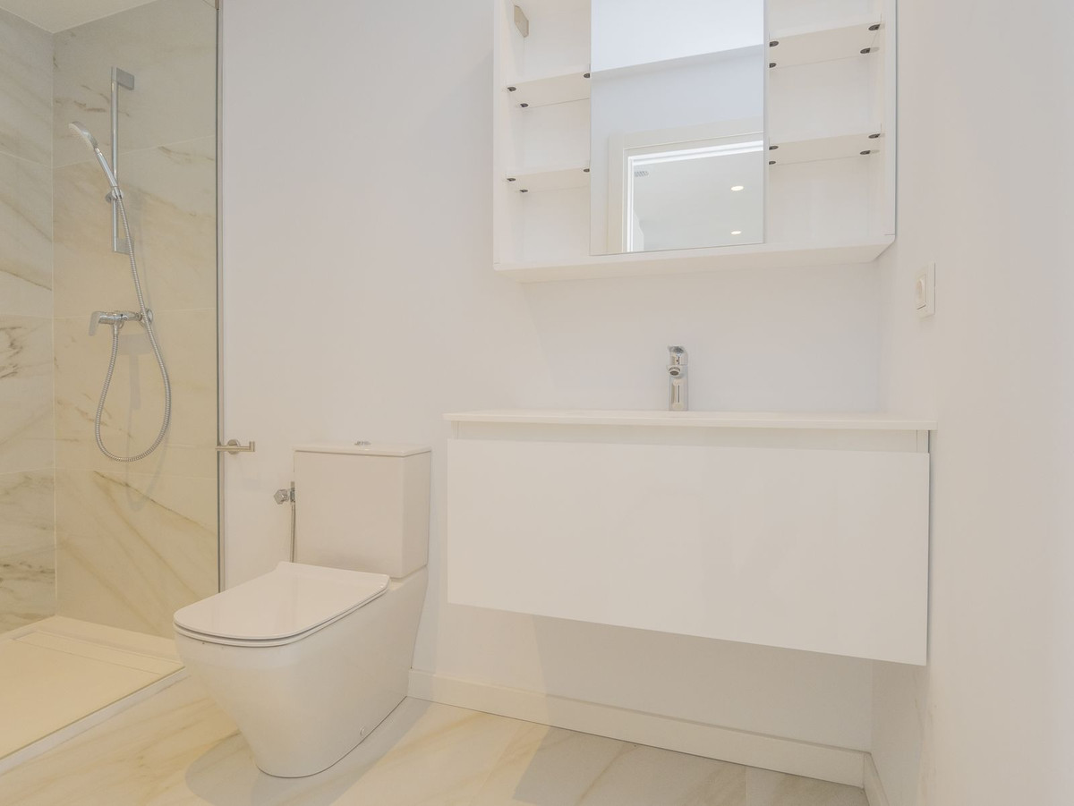 Huis te koop in Nueva Andalucía | 4 slaapkamers H5358454