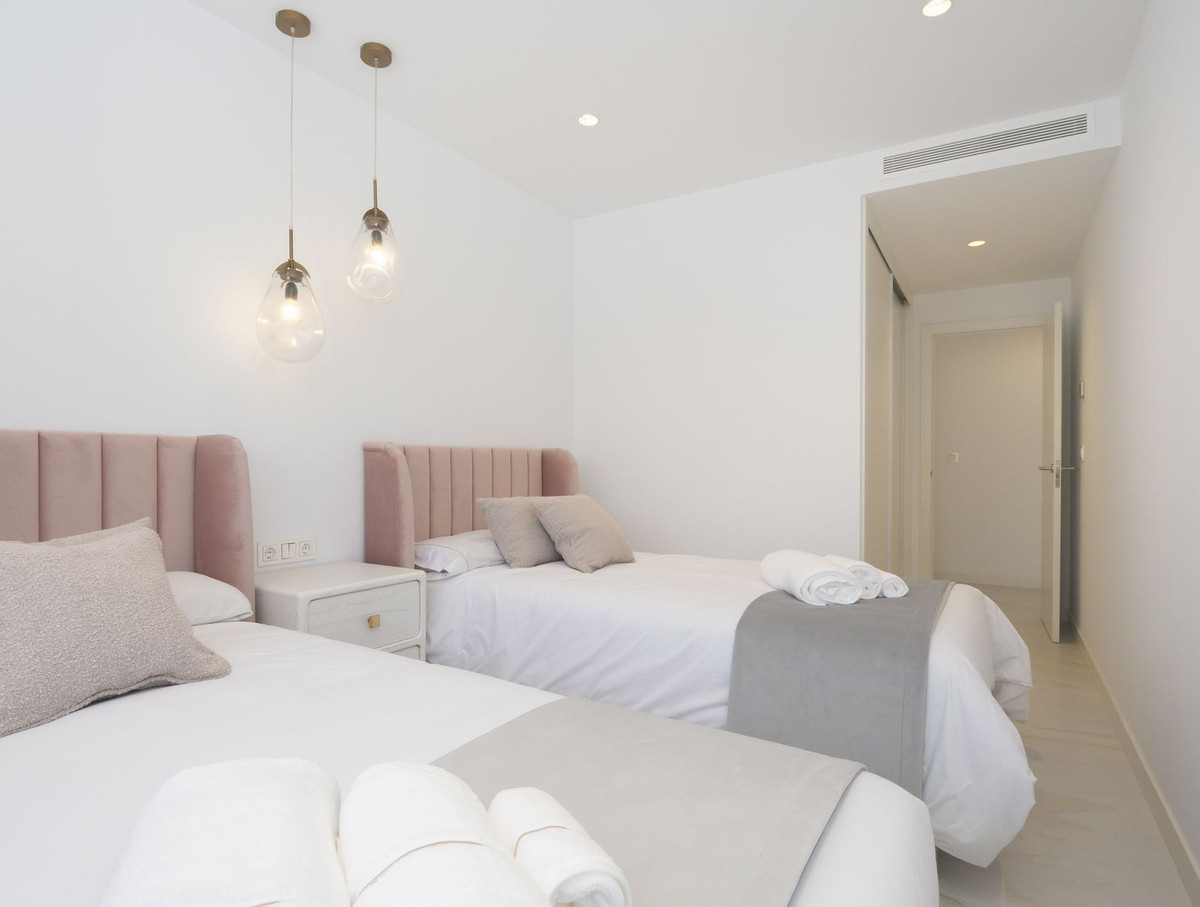 Huis te koop in Nueva Andalucía | 4 slaapkamers H5358454