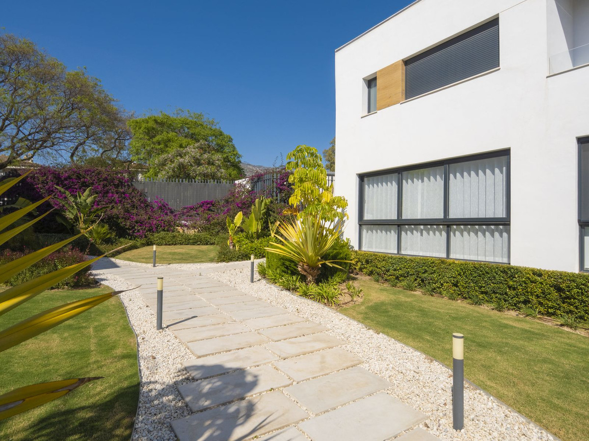 Huis te koop in Nueva Andalucía | 4 slaapkamers H5358454