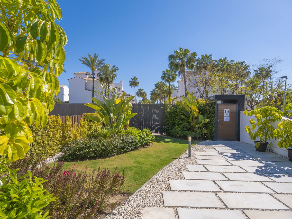 Huis te koop in Nueva Andalucía | 4 slaapkamers H5358454