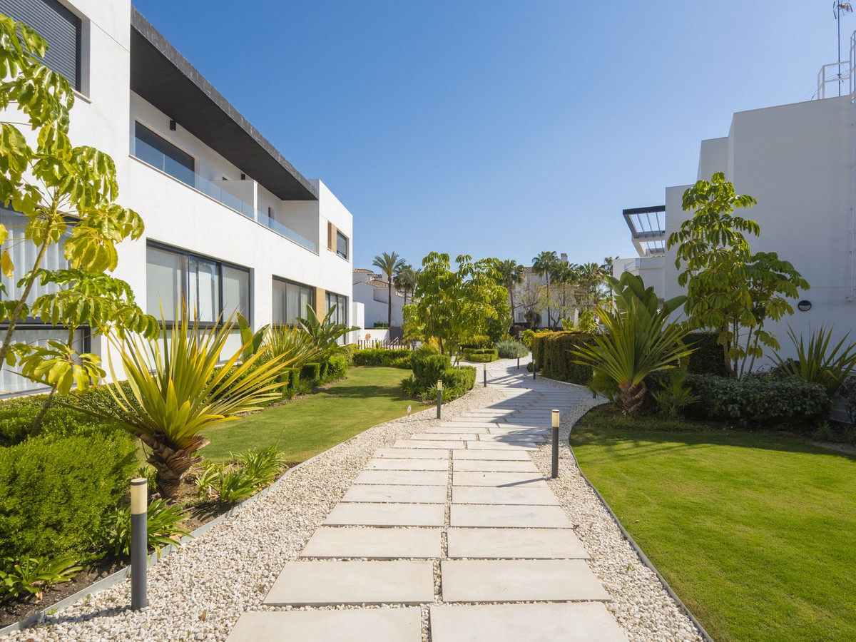 Huis te koop in Nueva Andalucía | 4 slaapkamers H5358454
