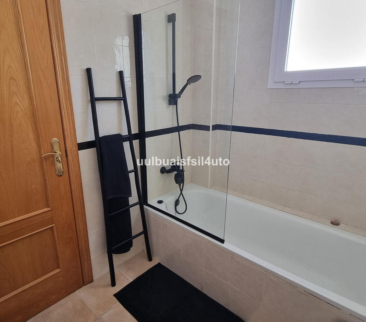 Huis te koop in Nueva Andalucía | 3 slaapkamers H5359345