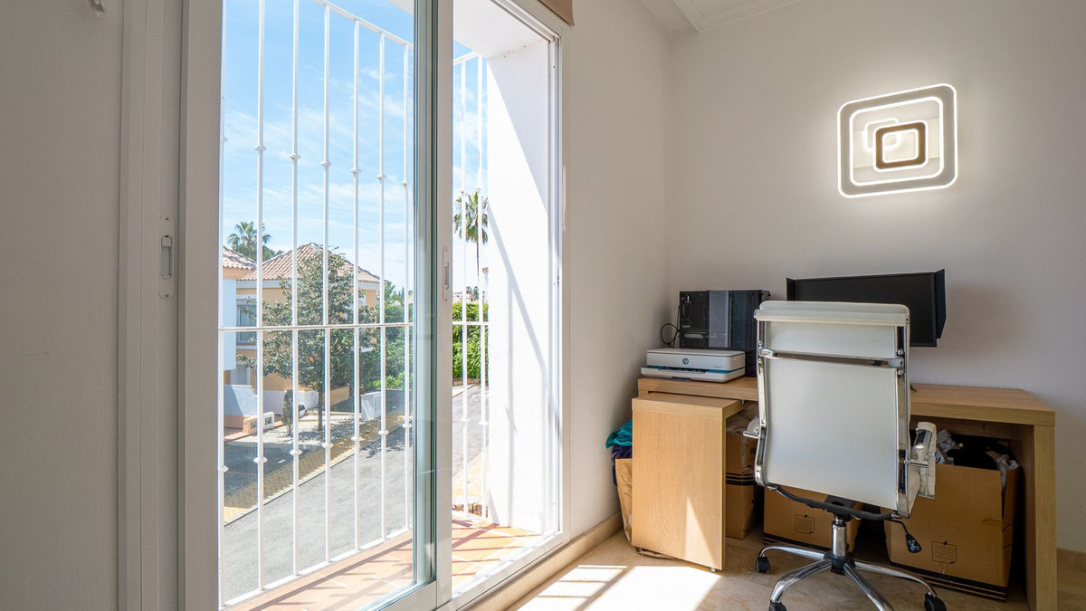 Huis te koop in Nueva Andalucía | 2 slaapkamers H5359711