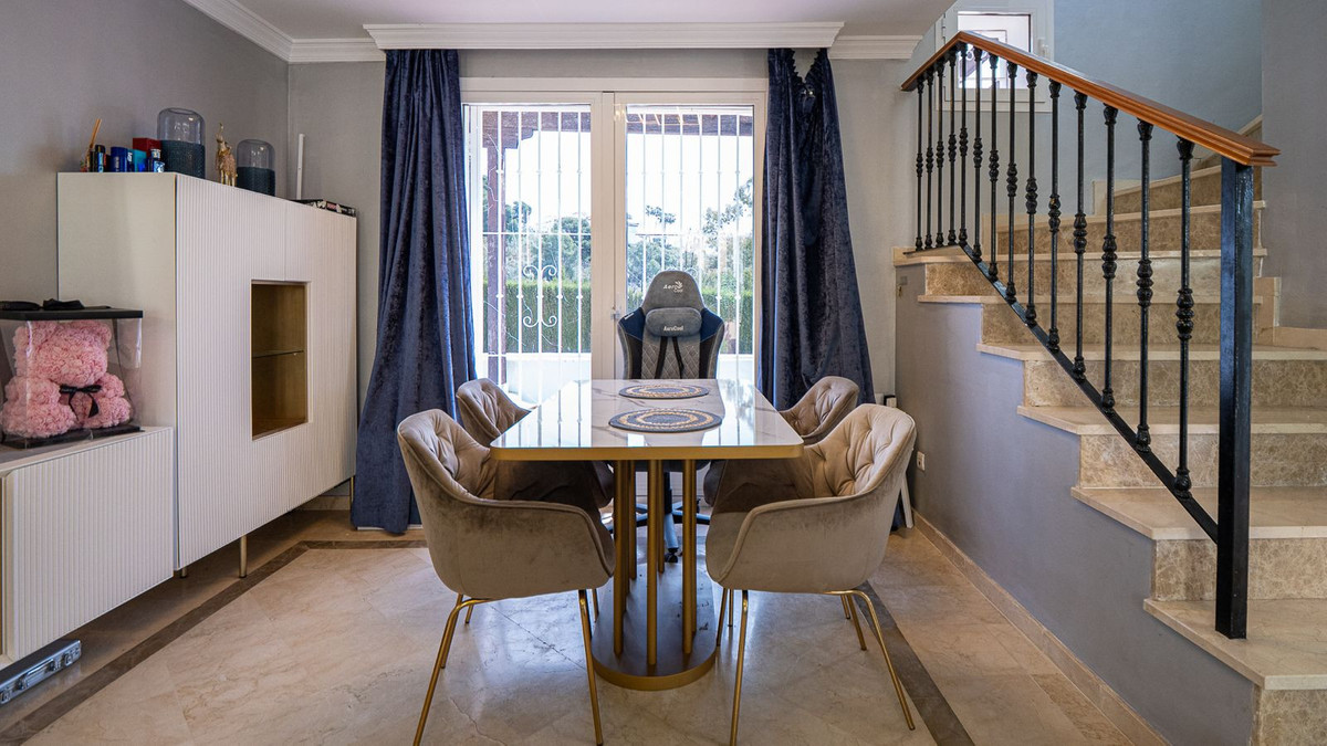 Huis te koop in Nueva Andalucía | 2 slaapkamers H5359711