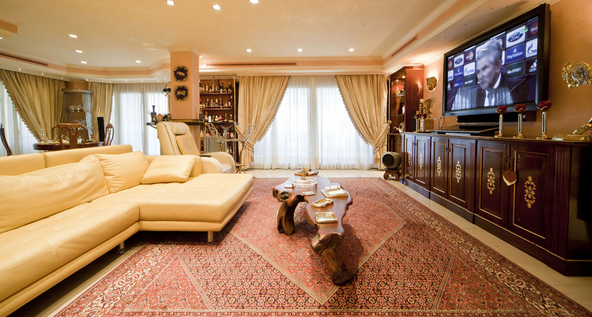 Huis te koop in Nueva Andalucía | 6 slaapkamers H5365636