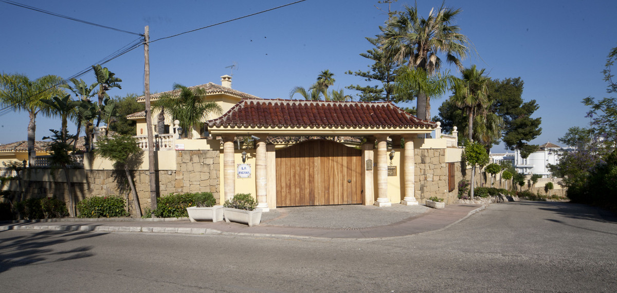 Huis te koop in Nueva Andalucía | 6 slaapkamers H5365636