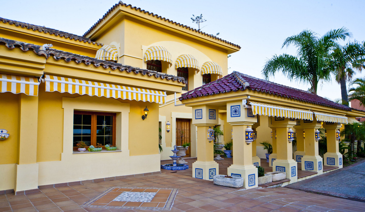 Huis te koop in Nueva Andalucía | 6 slaapkamers H5365636