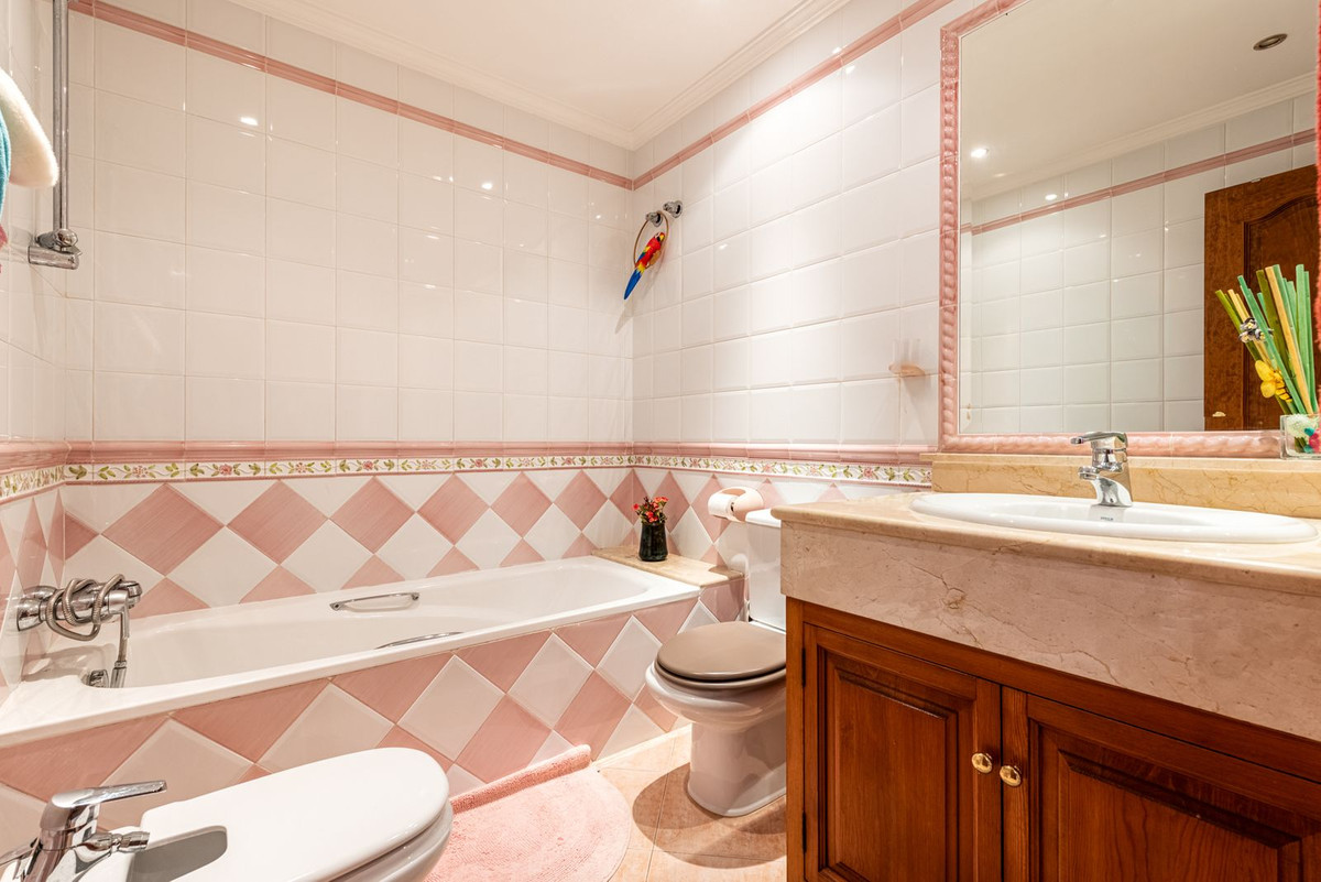 Huis te koop in Nueva Andalucía | 5 slaapkamers H5366833