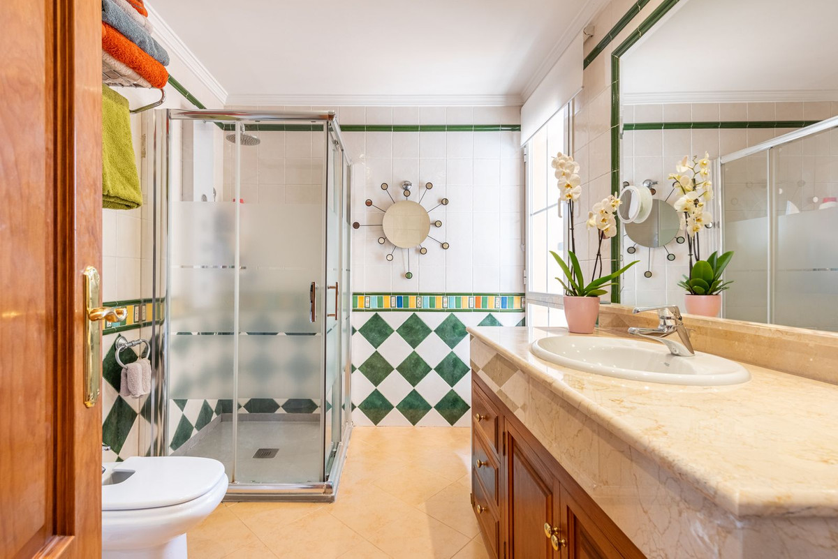 Huis te koop in Nueva Andalucía | 5 slaapkamers H5366833