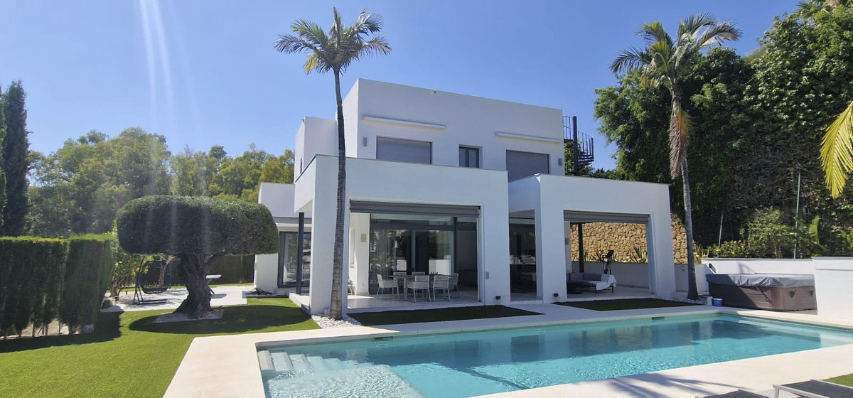 Huis te koop in Nueva Andalucía | 3 slaapkamers H5372080