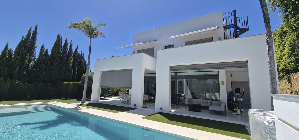Huis te koop in Nueva Andalucía | 3 slaapkamers H5372080