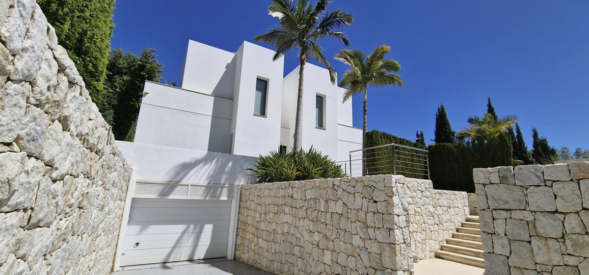 Huis te koop in Nueva Andalucía | 3 slaapkamers H5372080