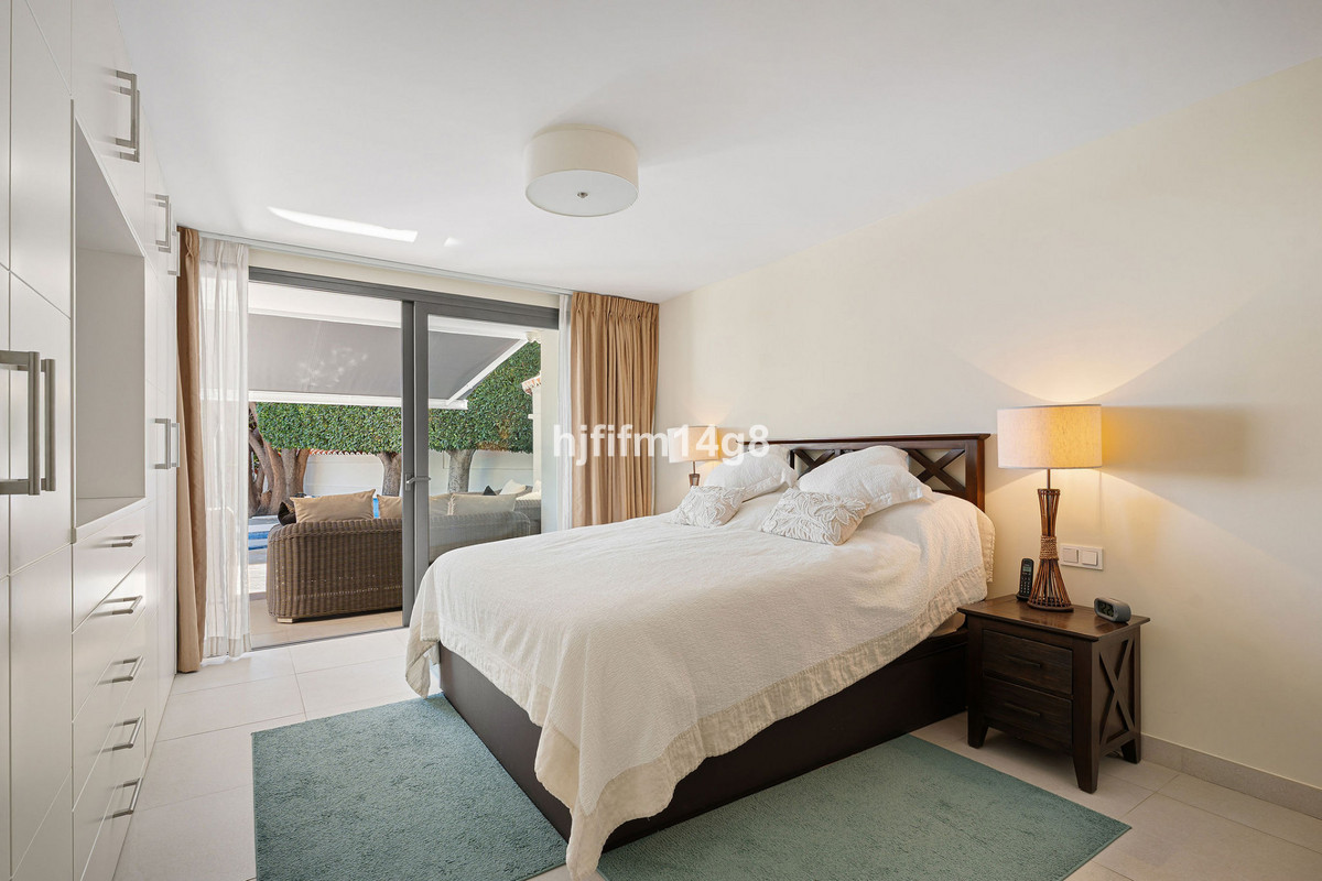 Huis te koop in Nueva Andalucía | 4 slaapkamers H5373121