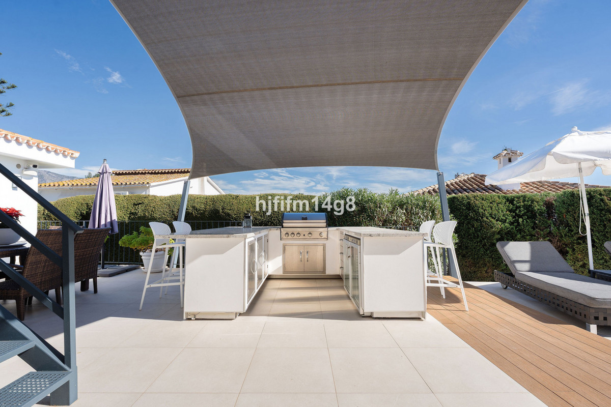 Huis te koop in Nueva Andalucía | 4 slaapkamers H5373121