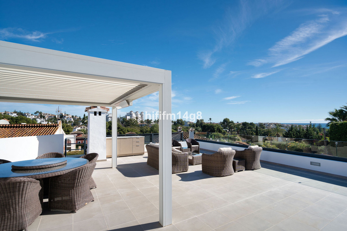 Huis te koop in Nueva Andalucía | 4 slaapkamers H5373121