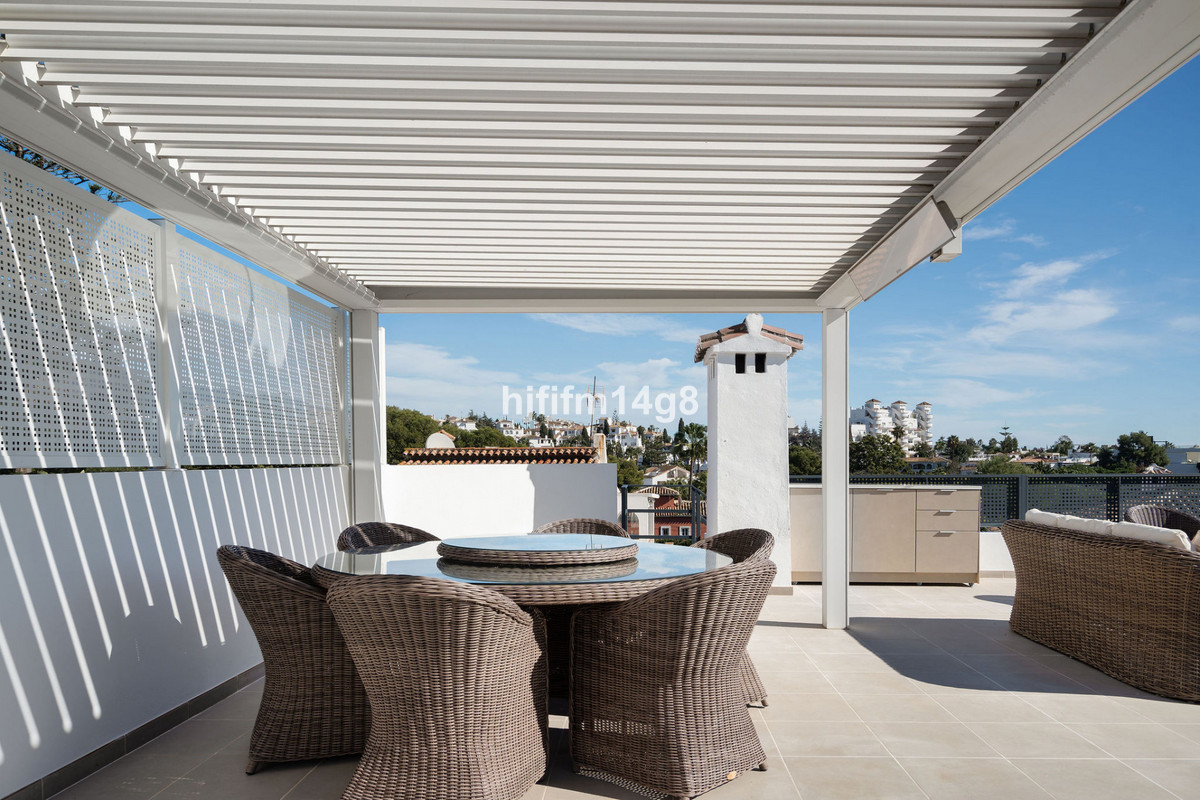 Huis te koop in Nueva Andalucía | 4 slaapkamers H5373121